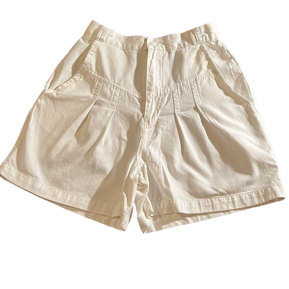 Vintage Styles To Go white high waisted shorts Size 6